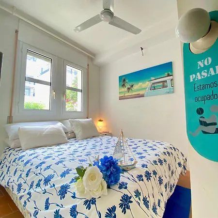 Holiday home Olas Blue *